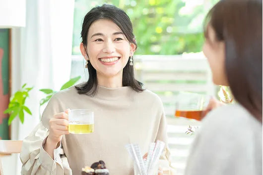 輝く女性の風景